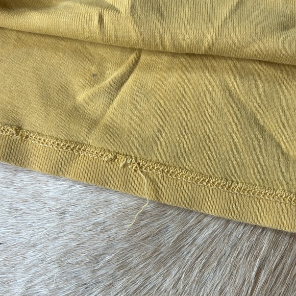 BRANDY MELVILLE Mustard Yellow Baby Tee / Crop T-shirt - Picture 3 of 5